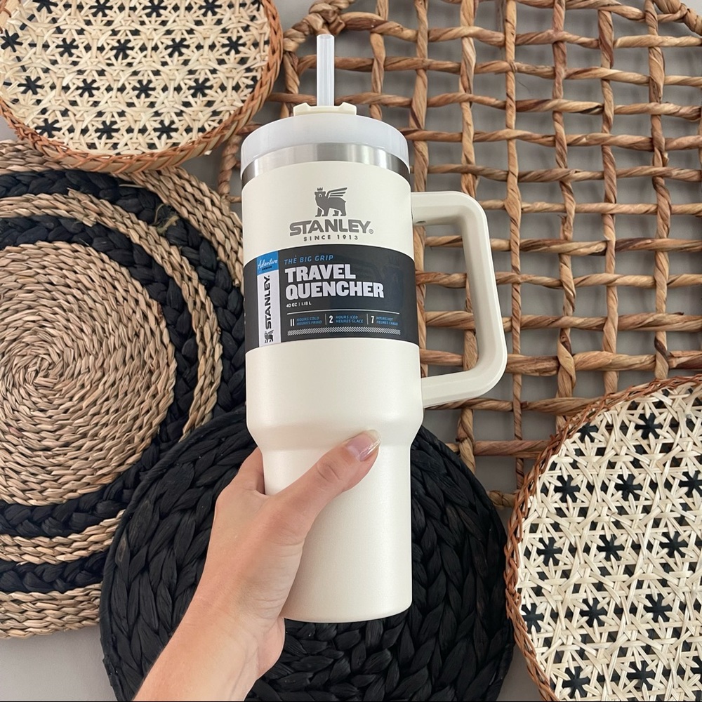 NWT Stanley Quencher - Cream